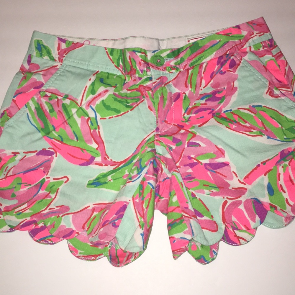 Lilly Pulitzer Buttercup Short Size 00